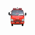 Isuzu petit camion de pompiers du réservoir d&#39;eau